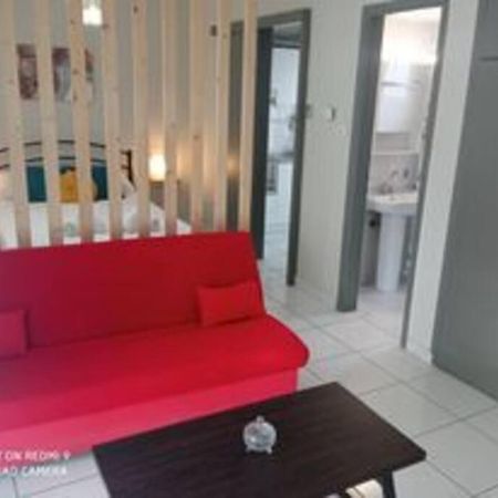 Lemon - Happyhostgr - Downtown Apartment Vólosz Kültér fotó