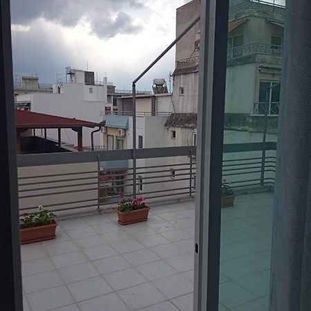 Lemon - Happyhostgr - Downtown Apartment Vólosz Kültér fotó